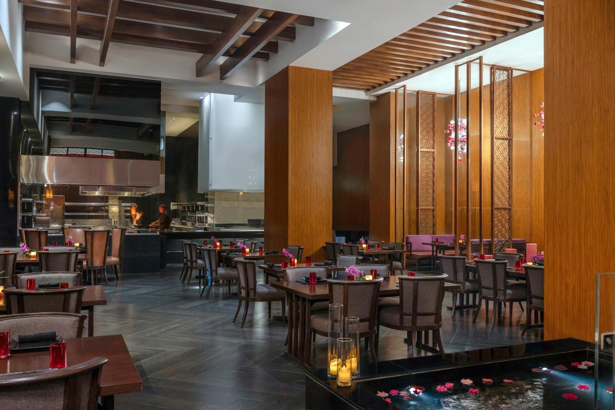 Hotel Sofitel Cairo Downtown Nile Extérieur photo The interior of the restaurant